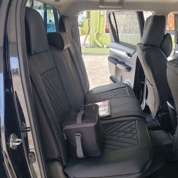 All Black Boutique Seat Cover Kit Copy) - The Car Wizz